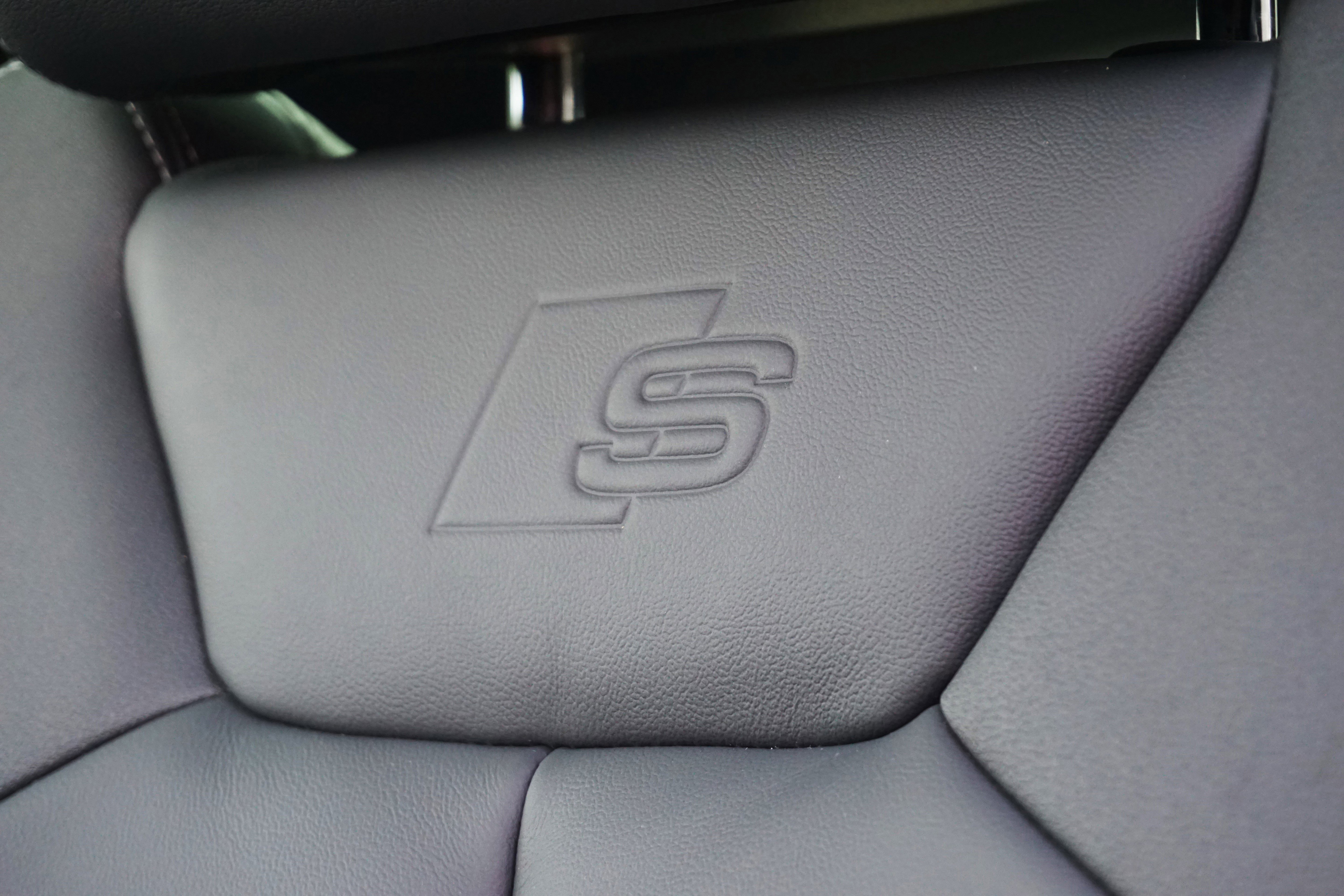 New 2025 Audi Q3 2.0T Premium image 10