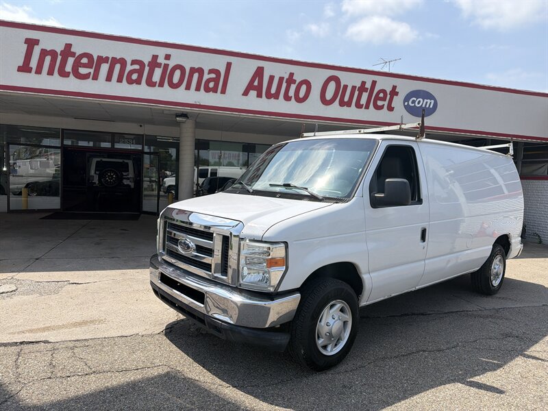 Used 2012 Ford E-150 and Econoline 150 w/ Commercial Cargo Van Pkg RWD image 2