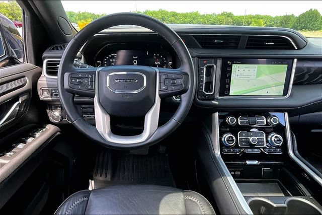 Used 2023 GMC Yukon Denali w/ Max Trailering Package AWD/4WD image 8