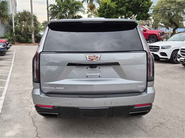 Certified 2025 Cadillac Escalade ESV Sport Platinum image 3