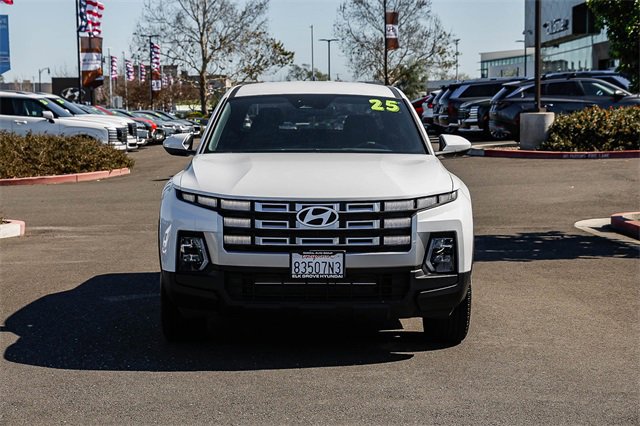 Certified 2025 Hyundai Santa Cruz SE image 7