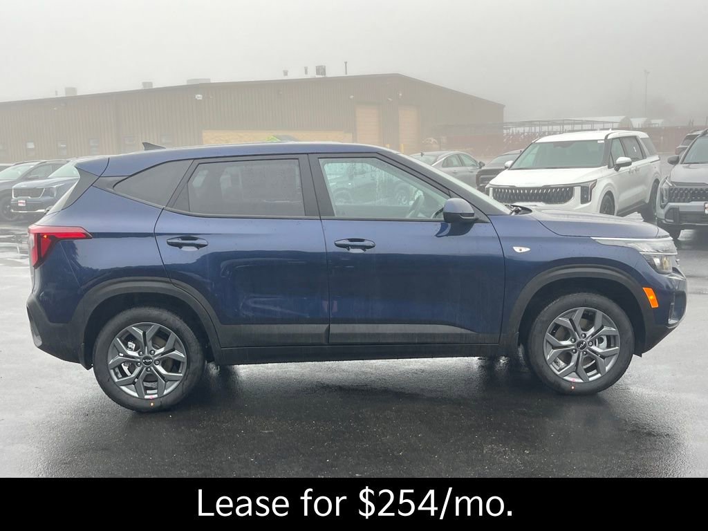 New 2026 Kia Seltos LX image 6
