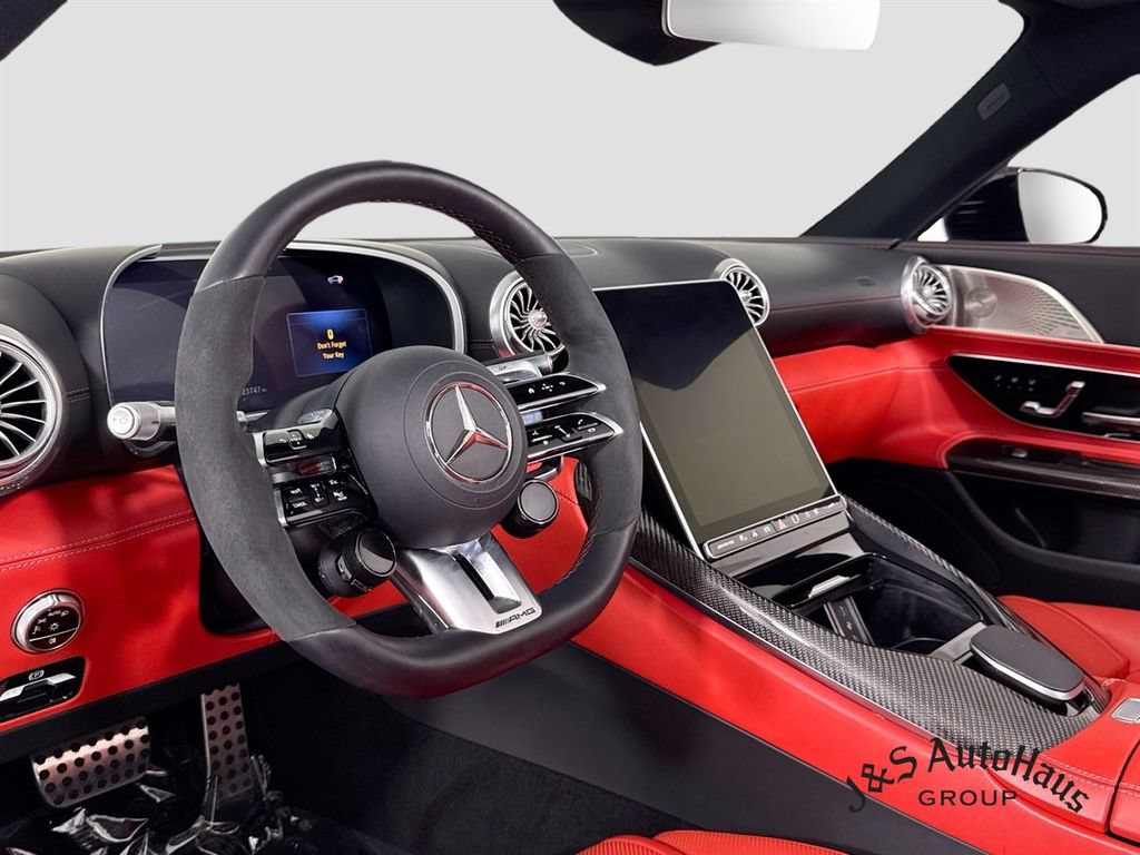 Used 2022 Mercedes-Benz SL 55 AMG 4MATIC w/ Driver Assistance Package image 9