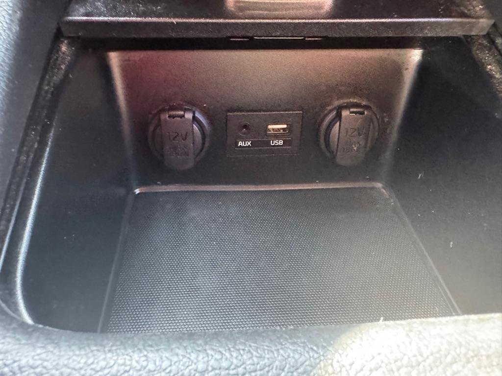 Used 2018 Kia Forte S w/ S Technology Plus Package FWD image 12