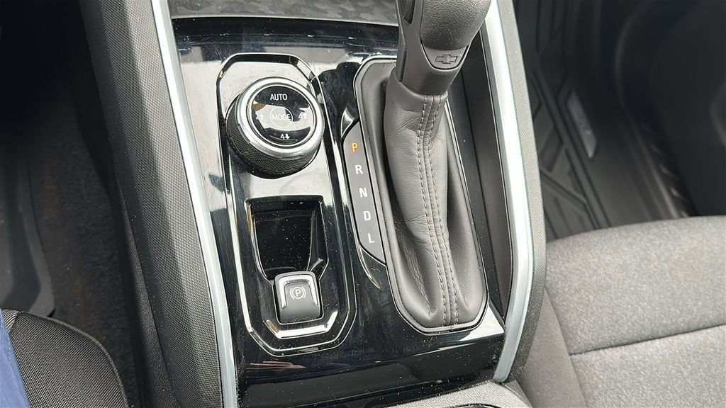 Used 2024 Chevrolet Colorado Trail Boss w/ Technology Package image 23