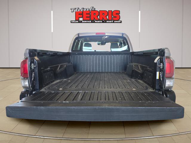 Used 2018 Toyota Tacoma SR RWD image 9