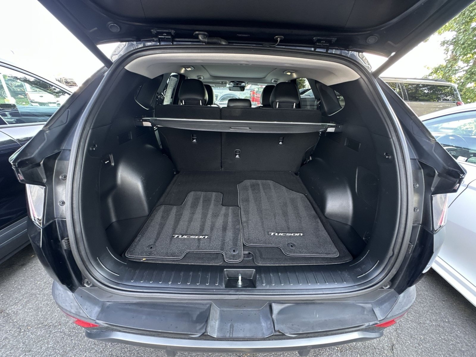 Used 2022 Hyundai Tucson Limited w/ Cargo Package AWD/4WD image 33