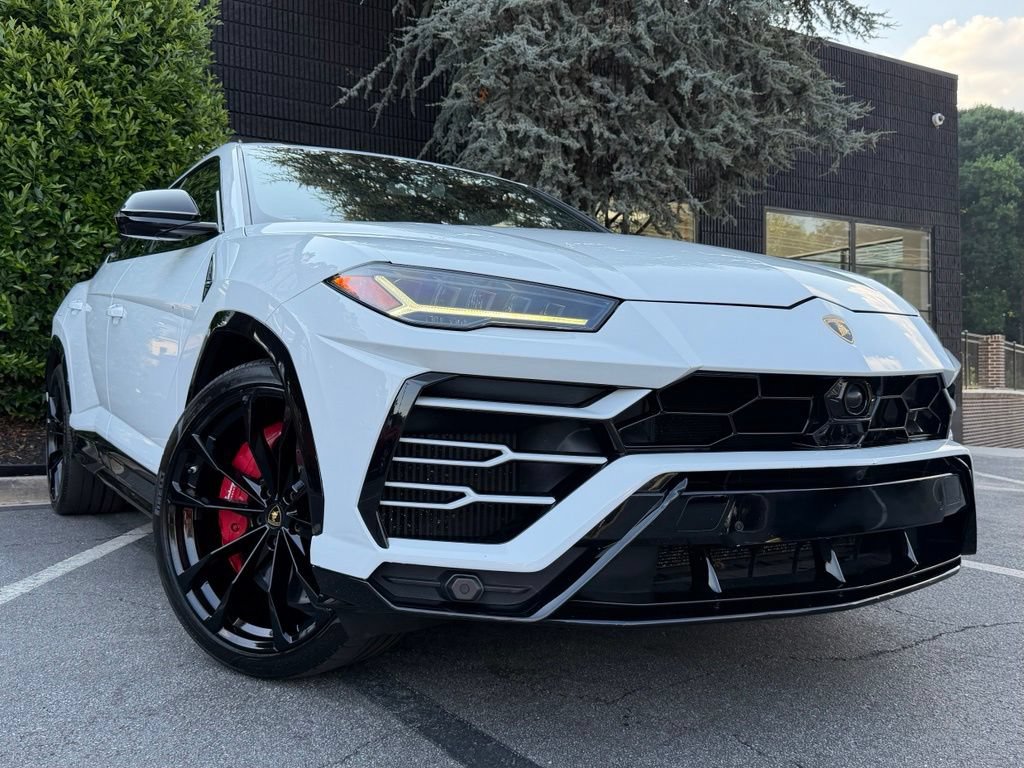 Used 2021 Lamborghini Urus AWD/4WD image 8