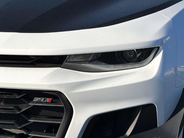 Used 2021 Chevrolet Camaro ZL1 RWD image 10