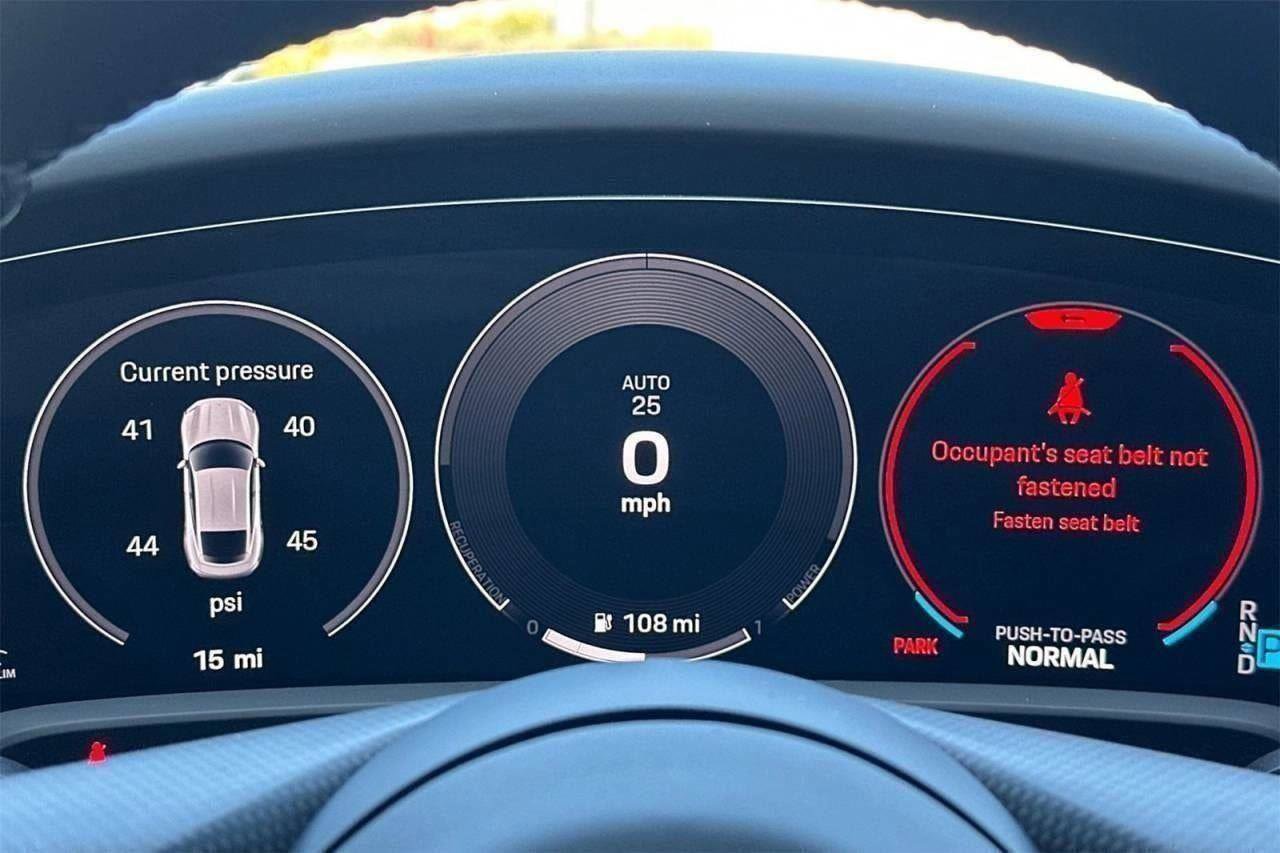 New 2025 Porsche Taycan GTS image 81