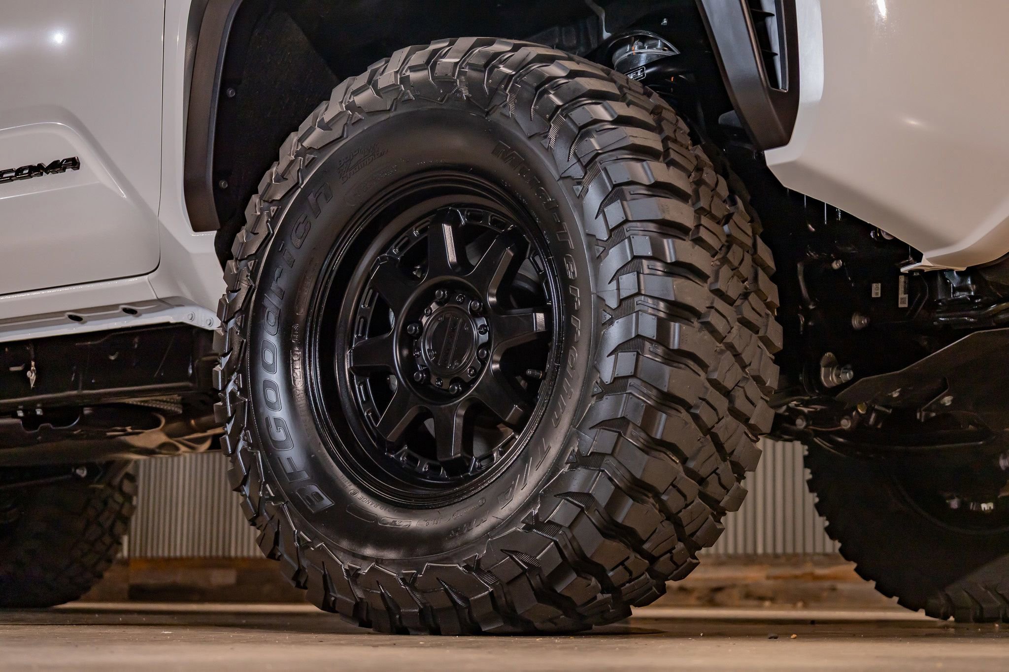 Used 2025 Toyota Tacoma TRD Off-Road image 15