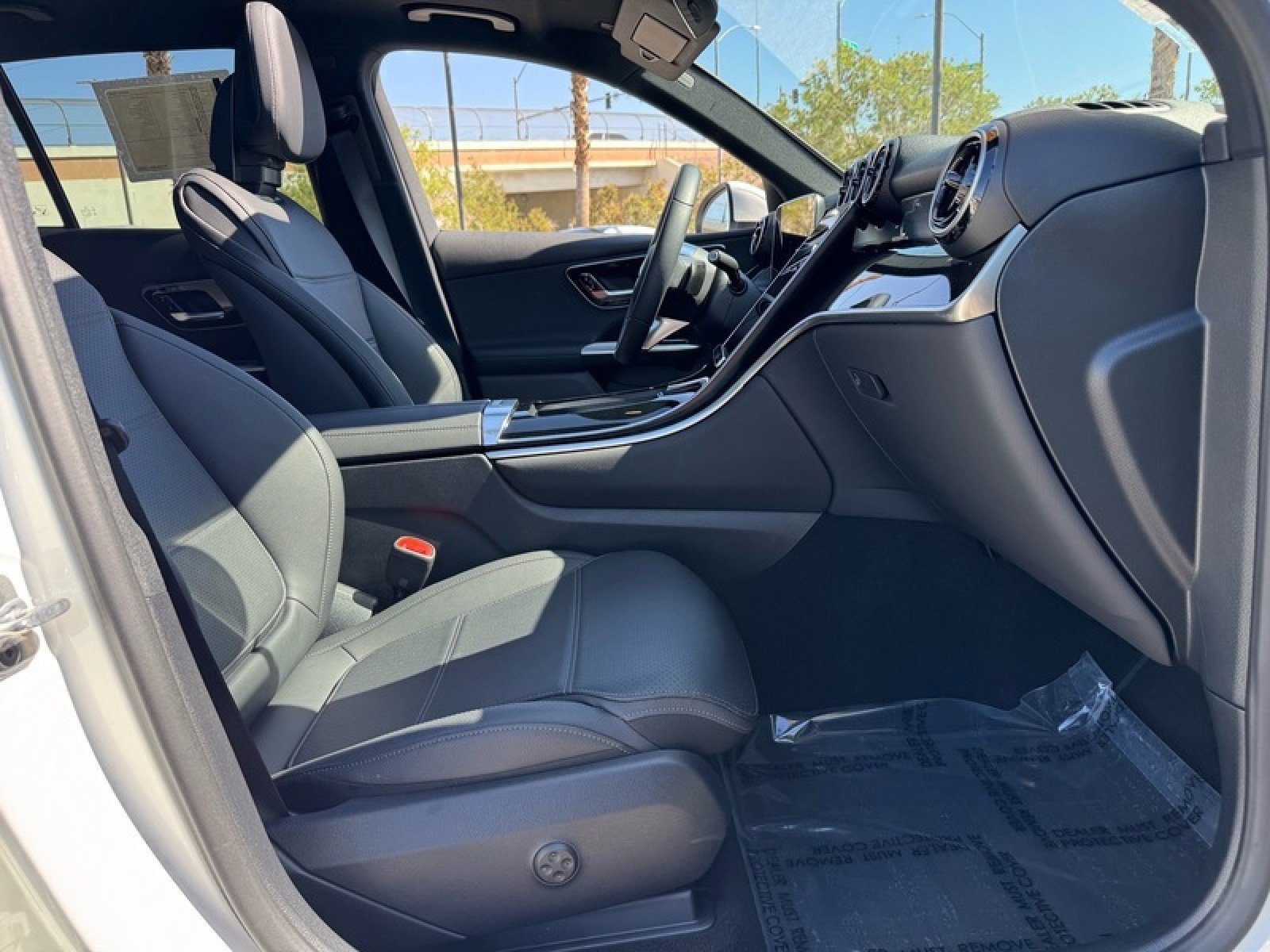Certified 2026 Mercedes-Benz GLC 300 4MATIC image 24