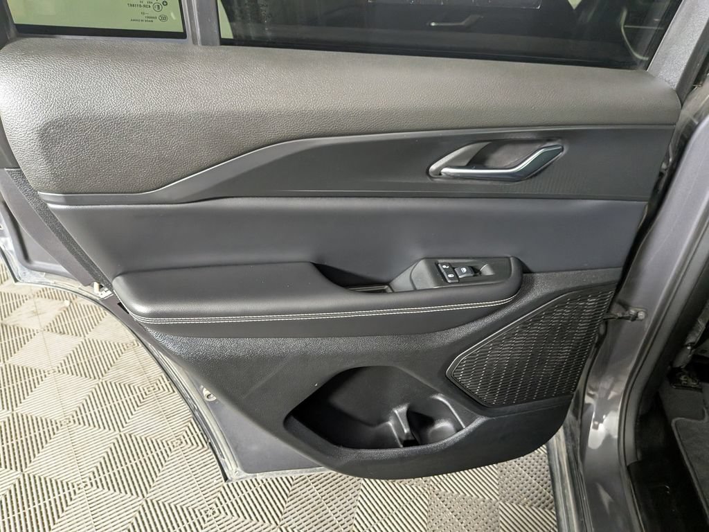Certified 2024 Jeep Grand Cherokee Altitude AWD/4WD image 34