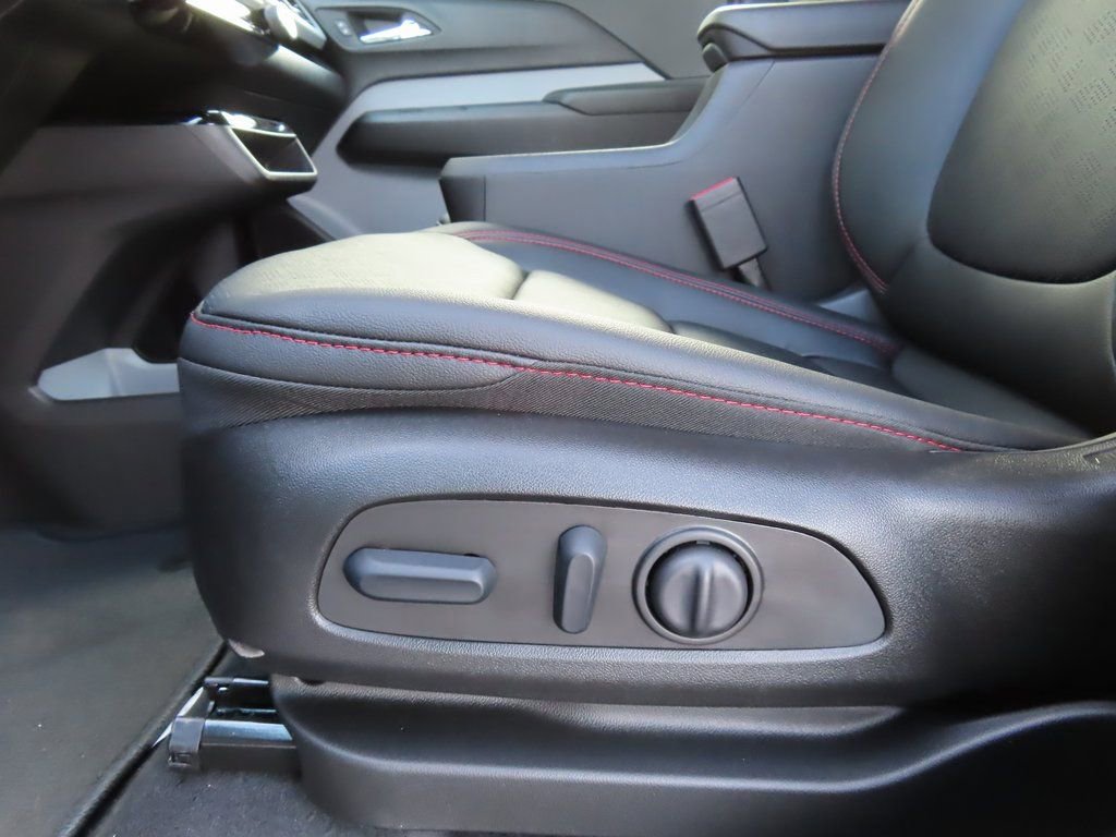 New 2027 Chevrolet Bolt RS FWD image 9
