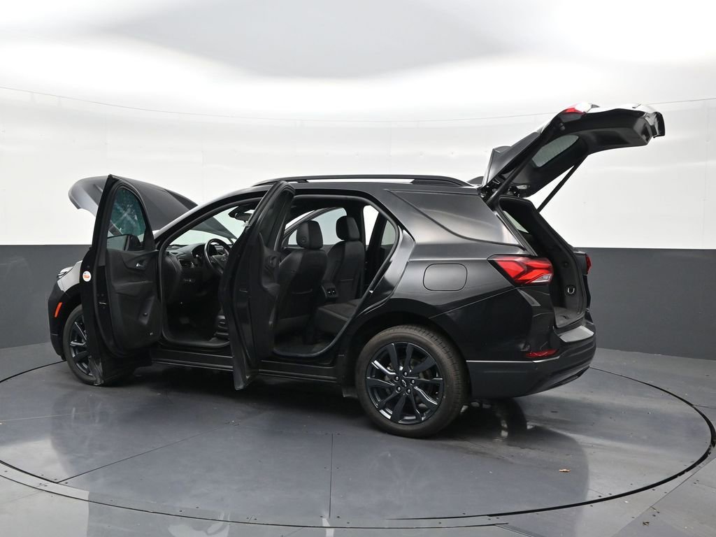Used 2022 Chevrolet Equinox RS w/ RS Leather Package FWD image 32