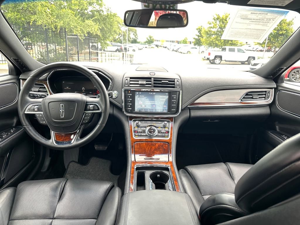 Used 2019 Lincoln Continental Select FWD image 27