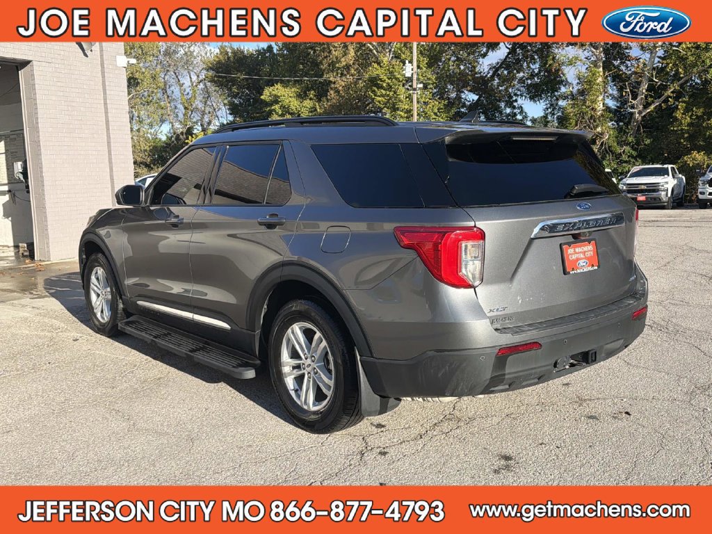 Used 2023 Ford Explorer XLT w/ Class IV Trailer Tow Package AWD/4WD image 5