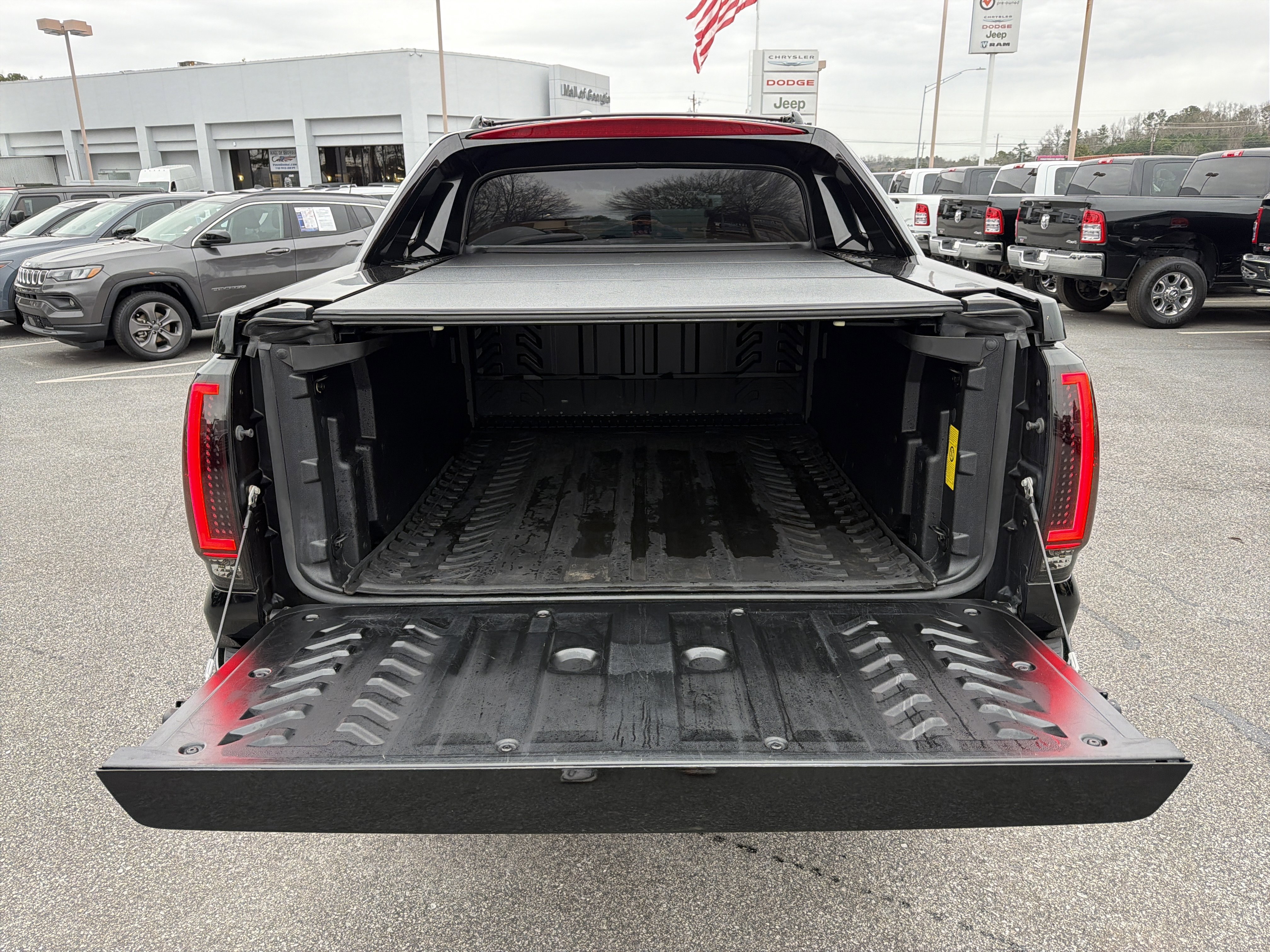 Used 2013 Cadillac Escalade EXT Premium image 20