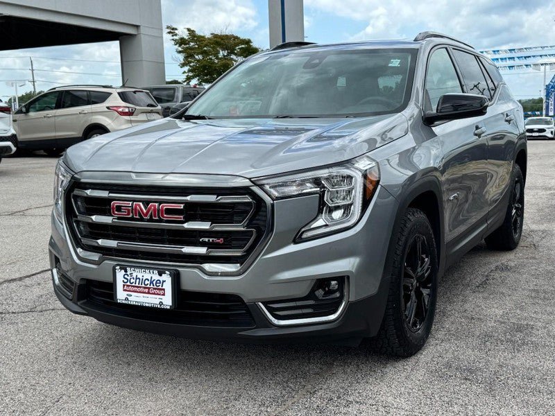 Used 2023 GMC Terrain AT4 w/ GMC Pro Grade Package AWD/4WD image 8