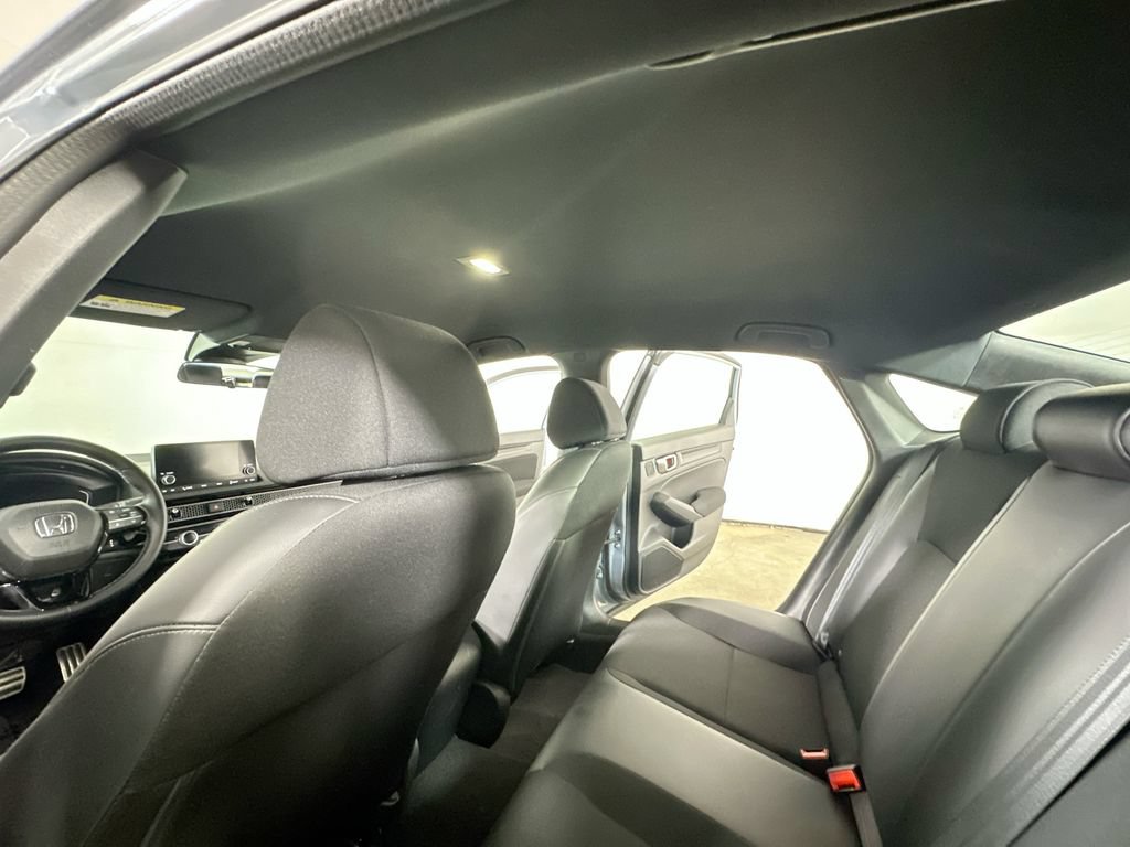 Used 2023 Honda Civic Sport image 13
