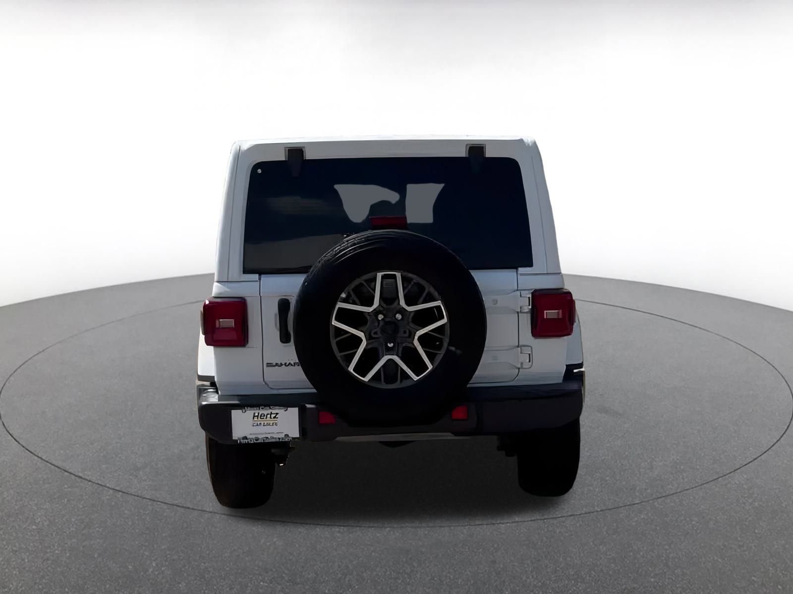 Used 2025 Jeep Wrangler Sahara image 12