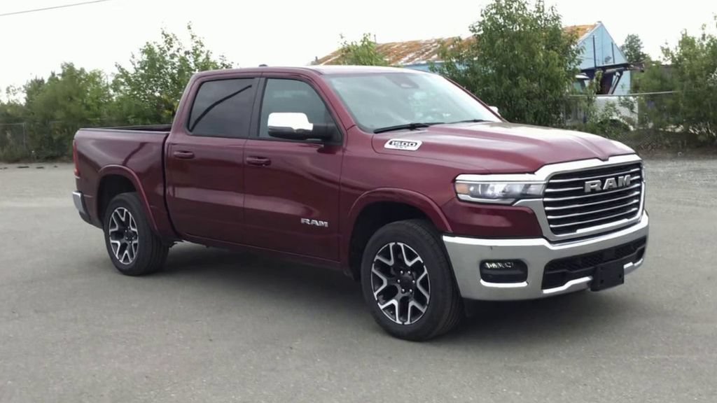 Certified 2025 RAM 1500 Laramie AWD/4WD image 2