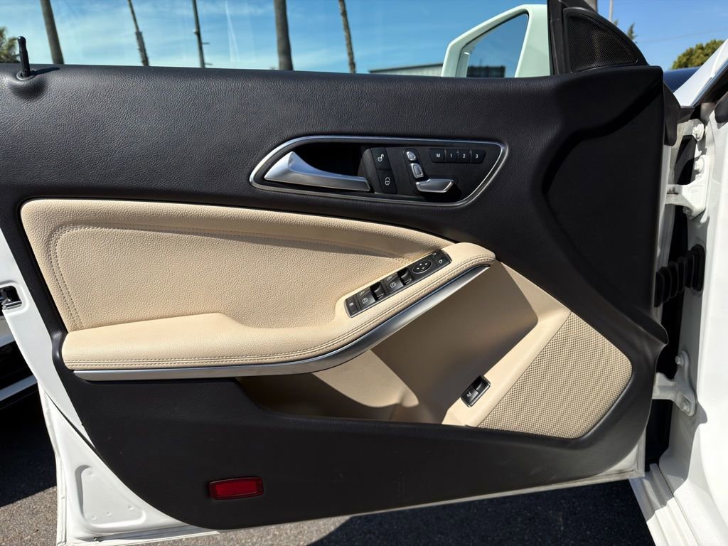 Used 2019 Mercedes-Benz CLA 250 image 14