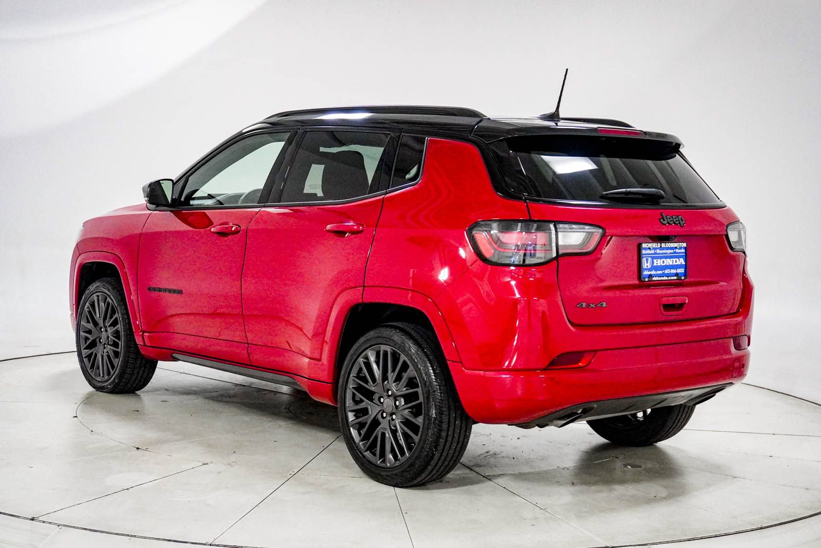 Used 2023 Jeep Compass High Altitude AWD/4WD image 5