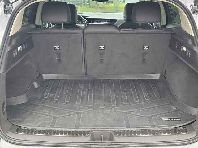 Certified 2021 Buick Envision Essence w/ Sport Touring Package FWD image 9