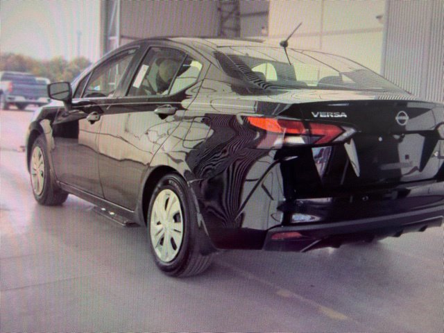Certified 2025 Nissan Versa S w/ Trunk Package FWD image 9