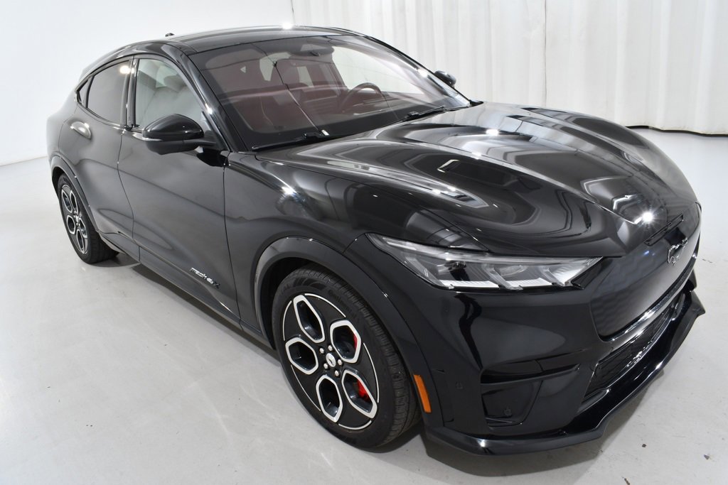 Used 2023 Ford Mustang Mach-E GT image 5