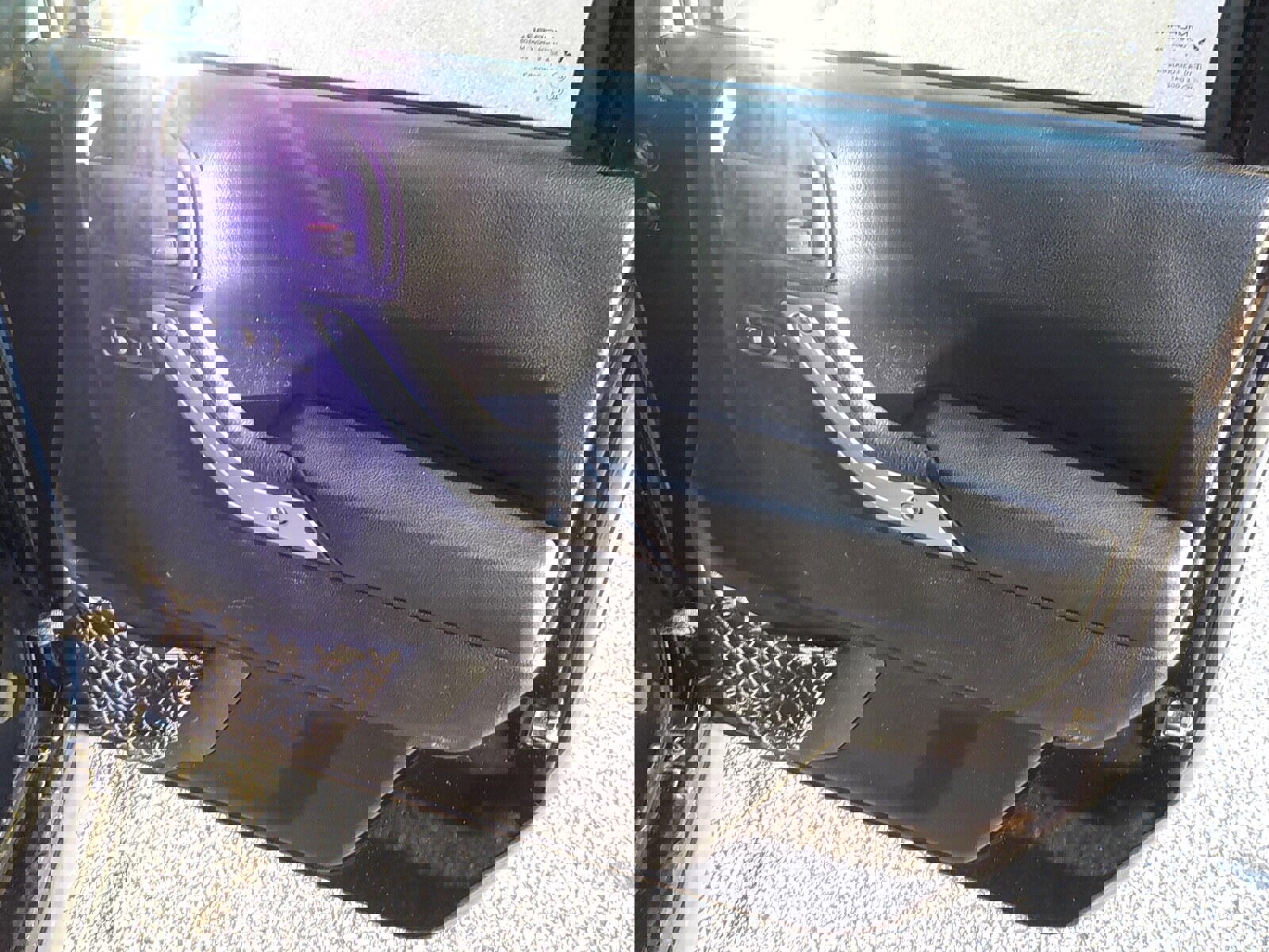 Used 2016 Jeep Wrangler Unlimited Rubicon w/ Connectivity Group image 15