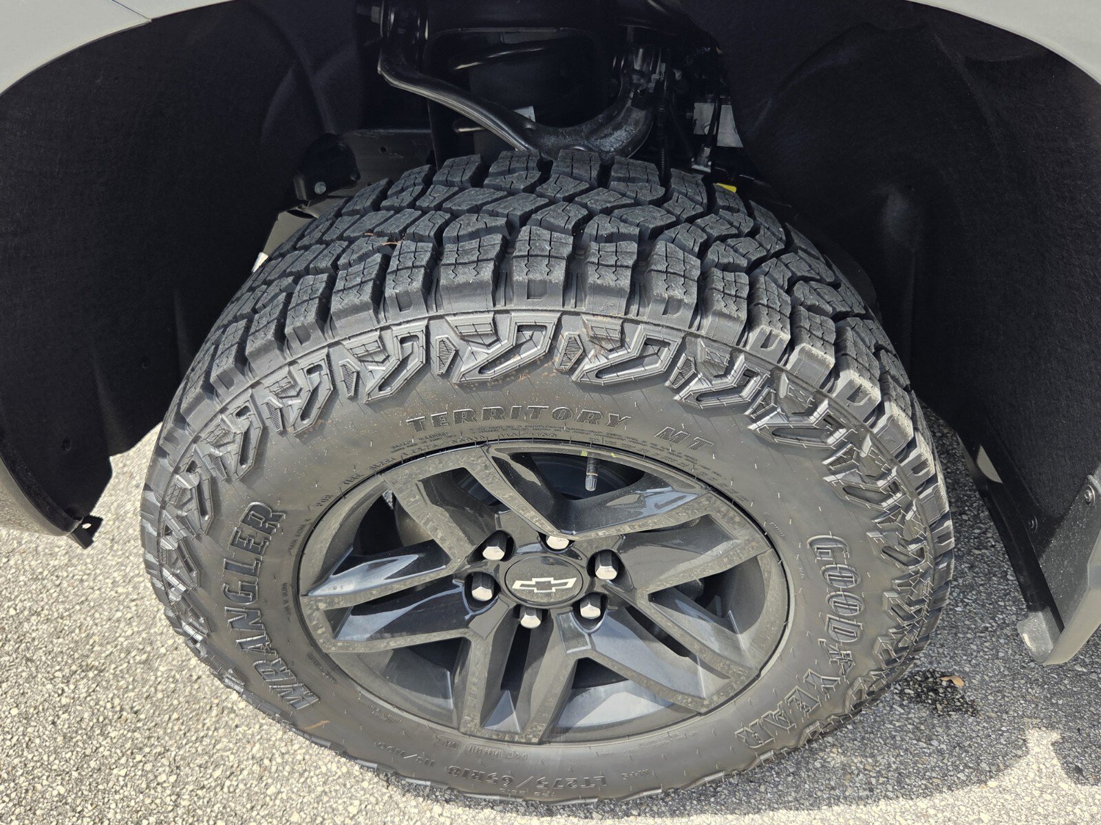 New 2026 Chevrolet Silverado 1500 Custom Trail Boss AWD/4WD image 13