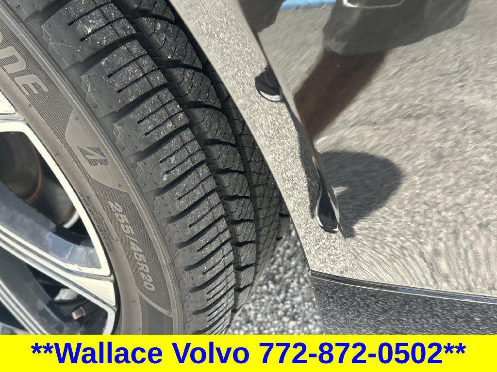 Used 2019 Volvo XC60 T5 Inscription w/ Protection Package Premier AWD/4WD image 11