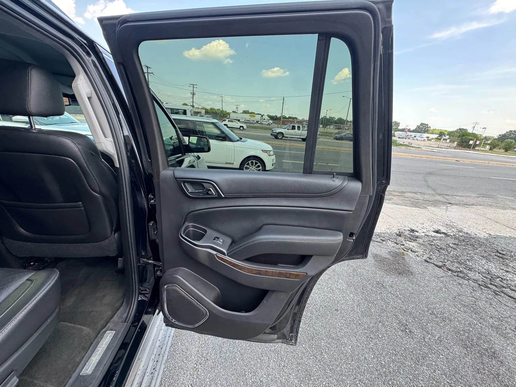 Used 2015 Chevrolet Tahoe LT w/ Max Trailering Package image 20