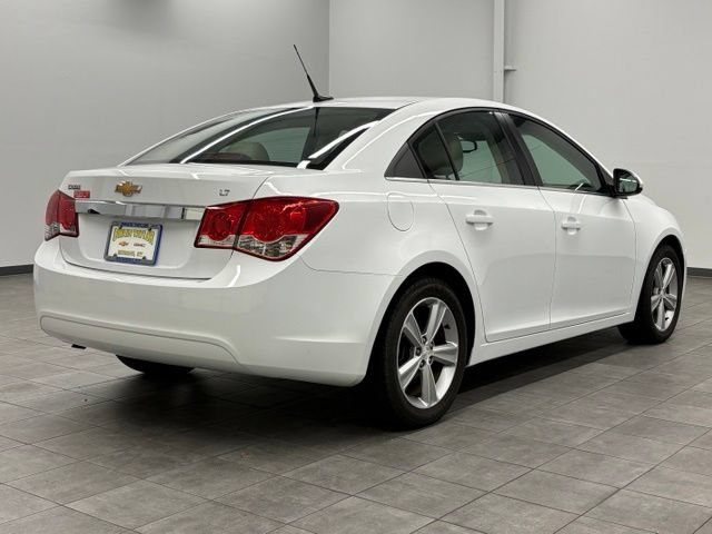 Used 2012 Chevrolet Cruze LT FWD image 2