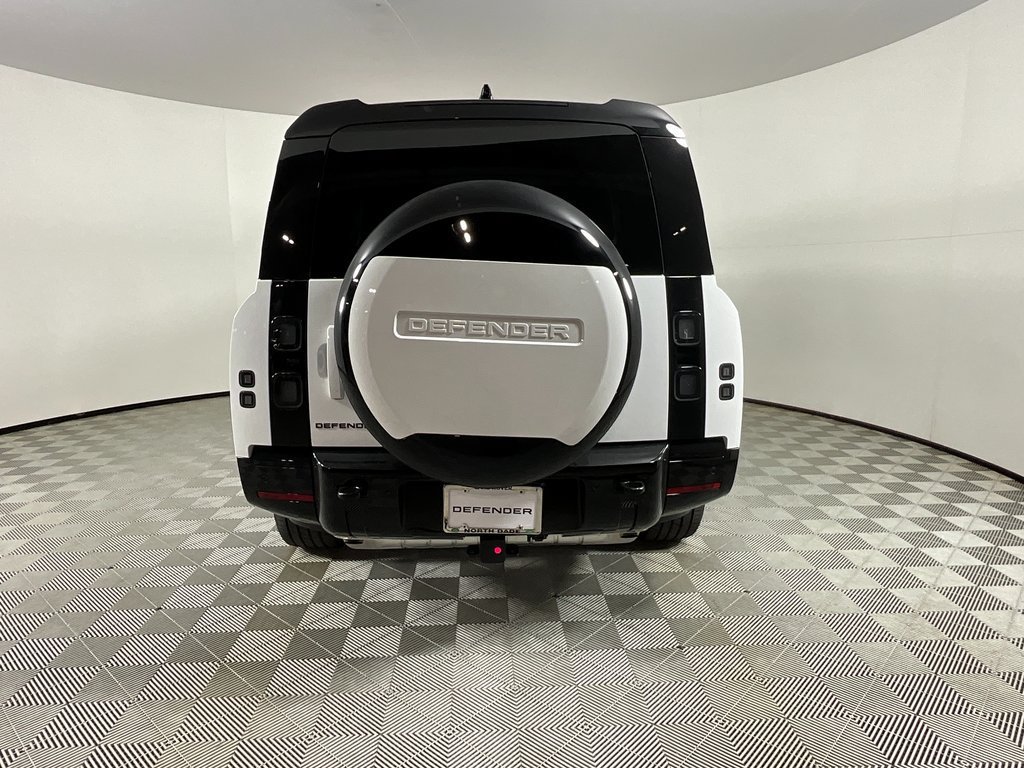 New 2026 Land Rover Defender 130 X-Dynamic SE AWD/4WD image 7