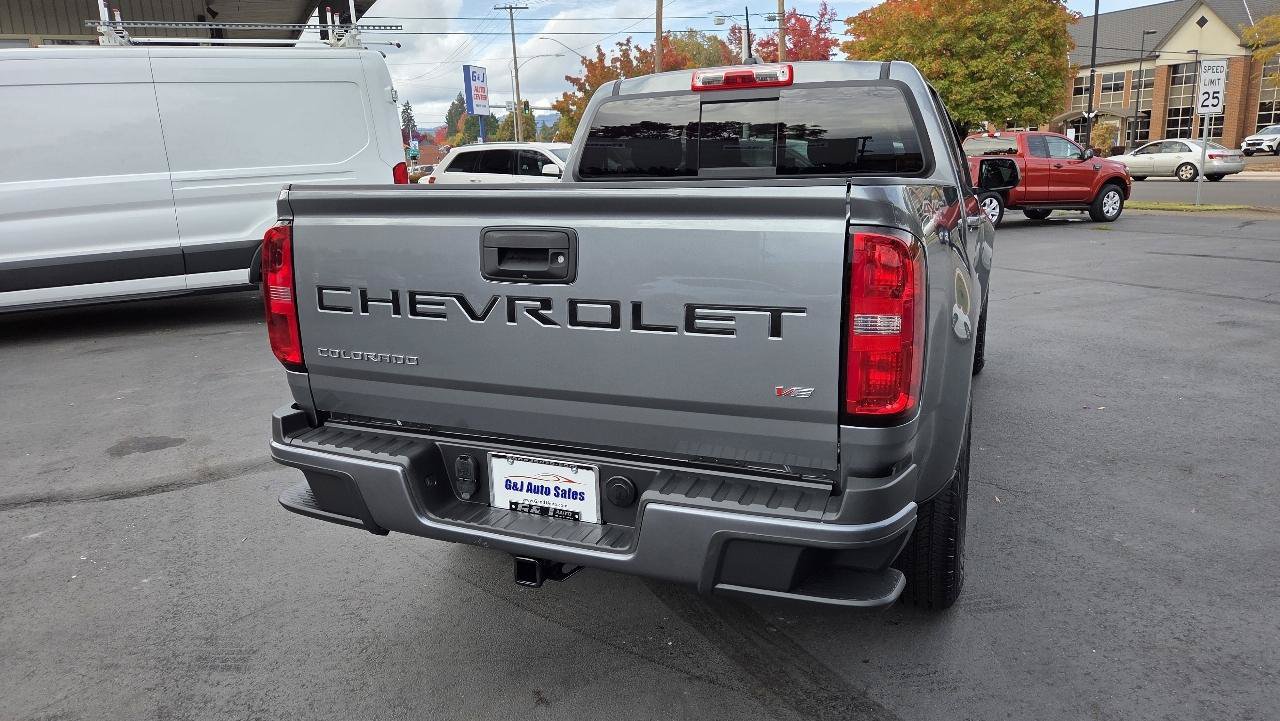 Used 2022 Chevrolet Colorado LT w/ LT Convenience Package AWD/4WD image 9