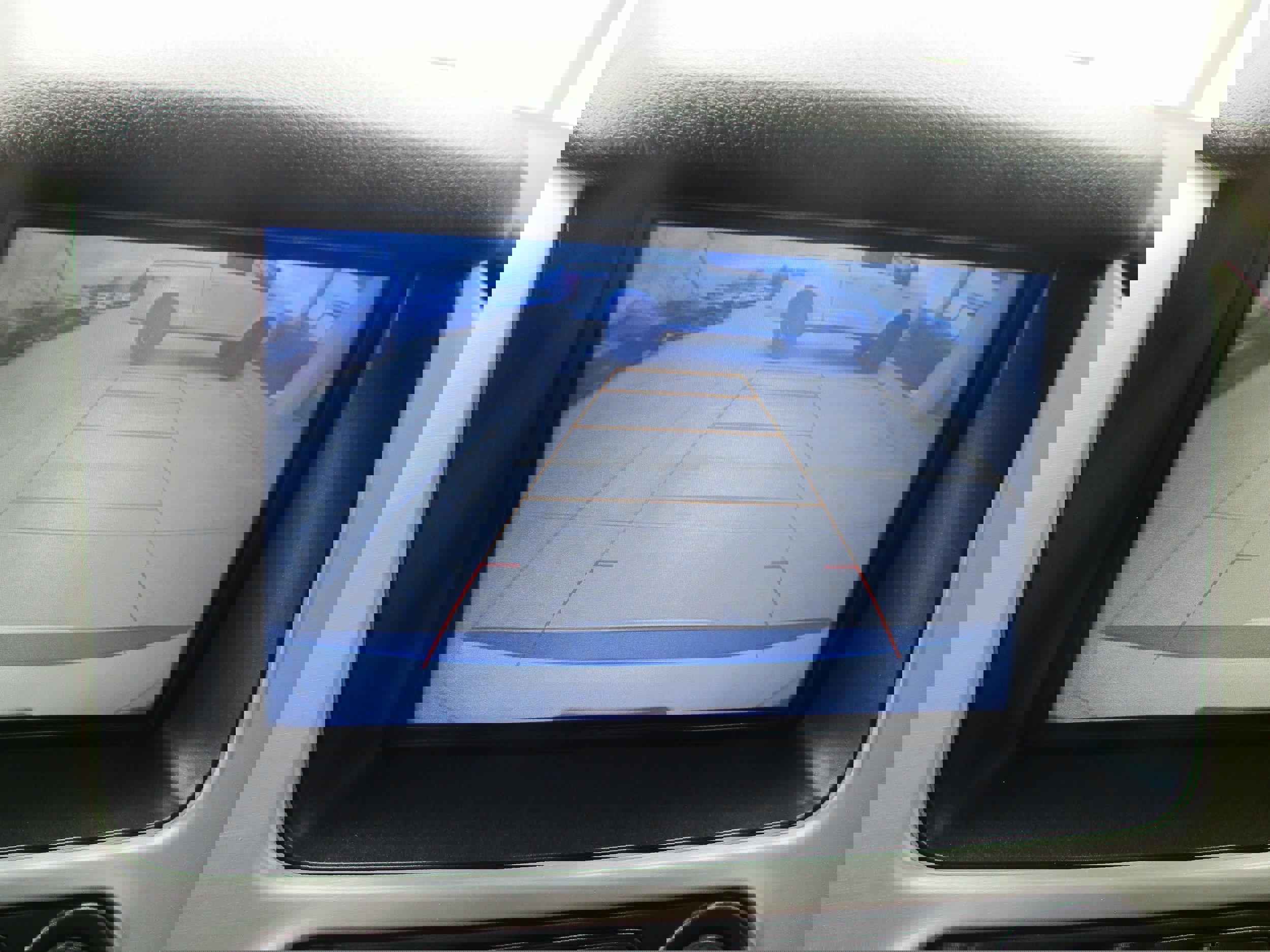 Used 2018 GMC Yukon XL SLT image 23