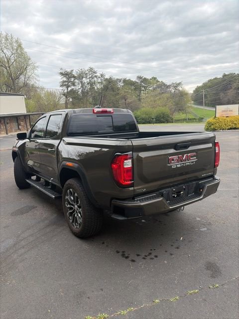 Used 2024 GMC Canyon Denali image 10