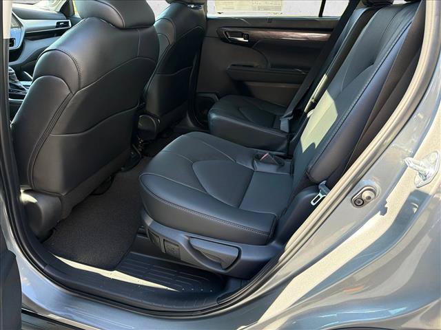 New 2026 Toyota Highlander Limited AWD/4WD image 21