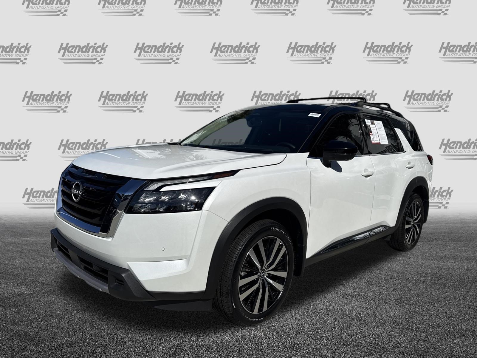 Used 2025 Nissan Pathfinder Platinum w/ Cargo Package AWD/4WD image 5