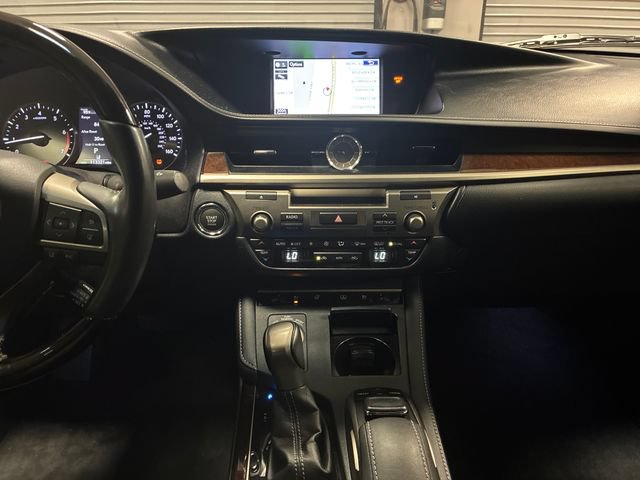 Used 2016 Lexus ES 350 FWD image 18