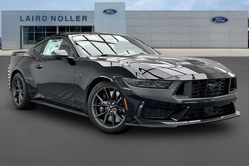 New 2026 Ford Mustang Dark Horse RWD image 2