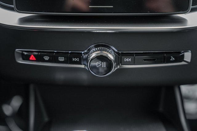 New 2026 Volvo XC90 T8 Ultra image 25