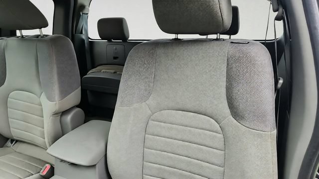 Used 2014 Nissan Frontier S RWD image 10