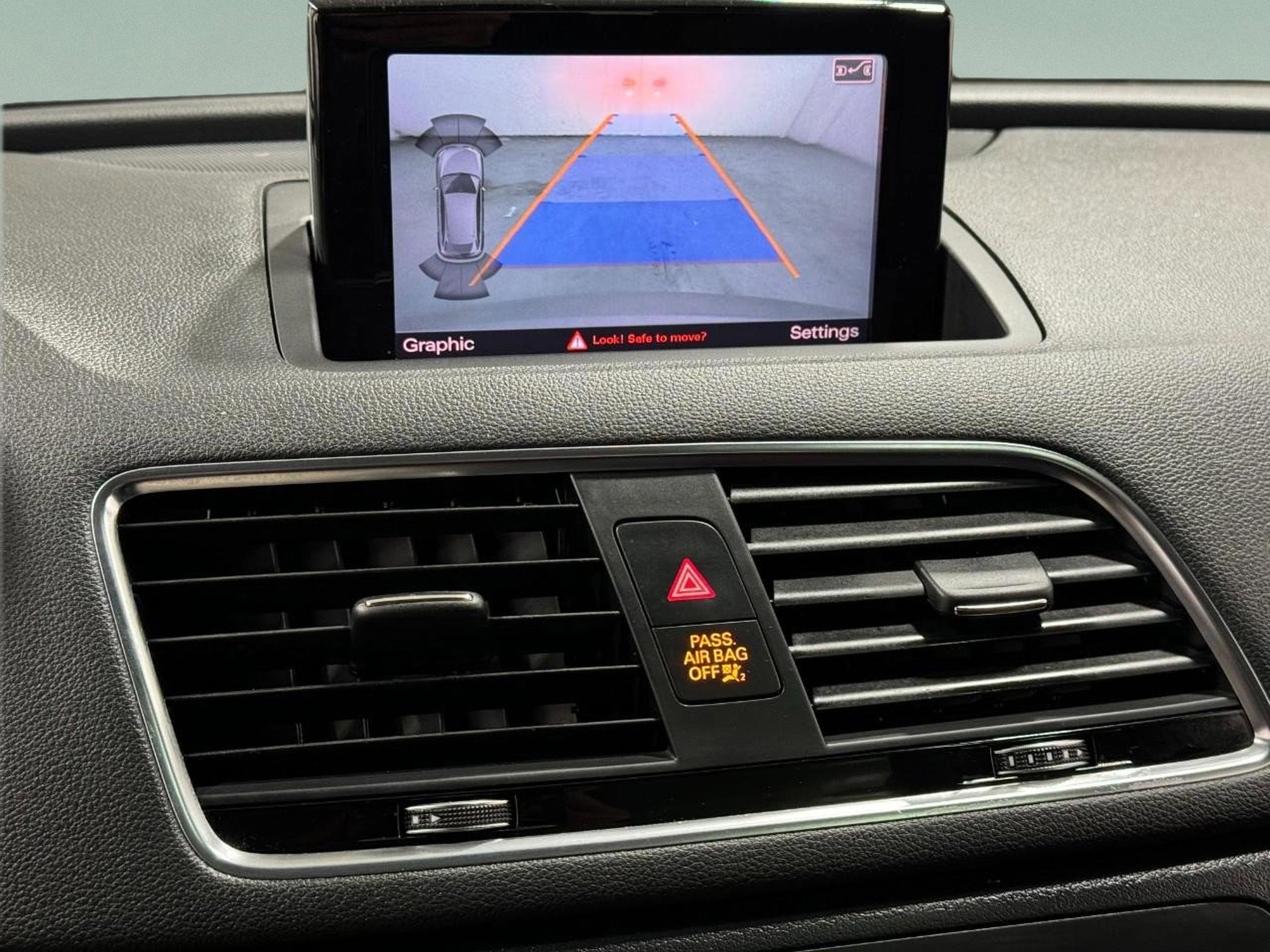 Used 2018 Audi Q3 2.0T Premium Plus image 31