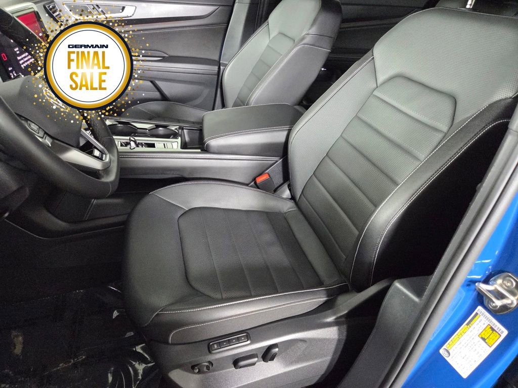 Certified 2025 Volkswagen Atlas Cross Sport SEL R-Line image 12