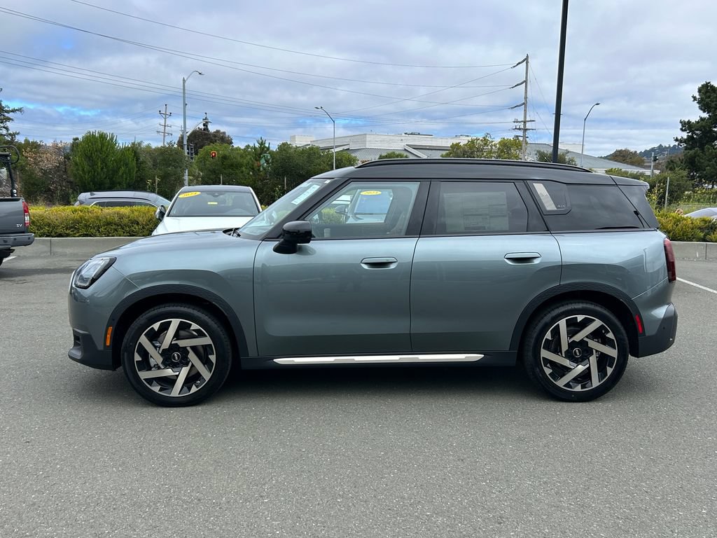 New 2027 MINI Cooper Countryman S w/ Comfort Package Max AWD/4WD image 2