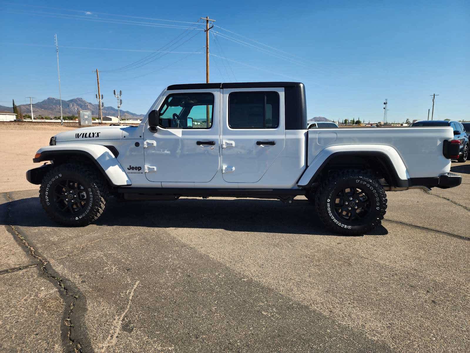 New 2026 Jeep Gladiator Mojave AWD/4WD image 8